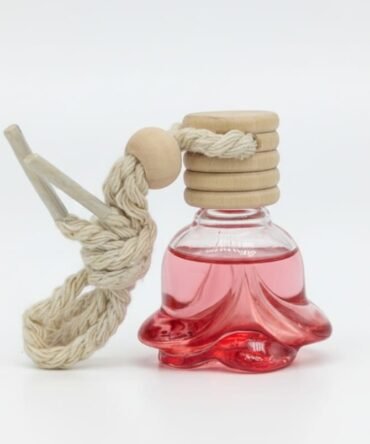 Flower shaped 6 ml car perfume refillable red bottle