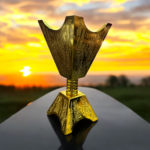 Metal golden self engrave oud Daan